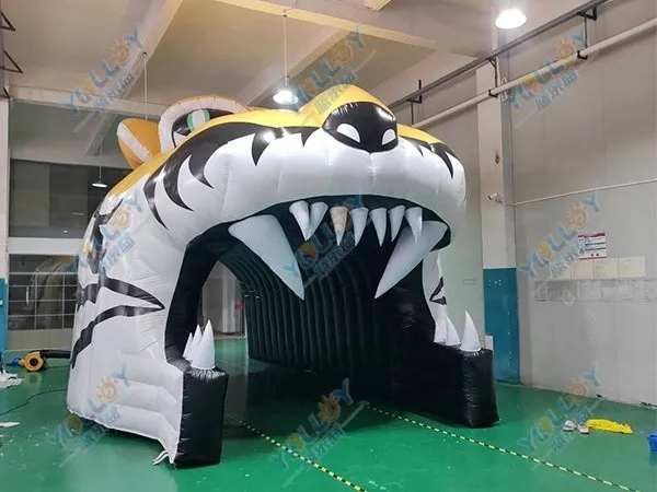 Inflatable Tiger Football Tunnel