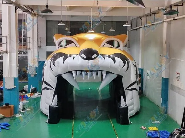 Mina tal-futbol tiger li tintefaħ